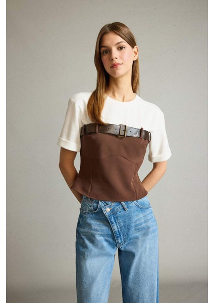 Bisiklet Yaka Kemer Detaylı Kısa Kollu Bluz G4709AX25WN modelleri