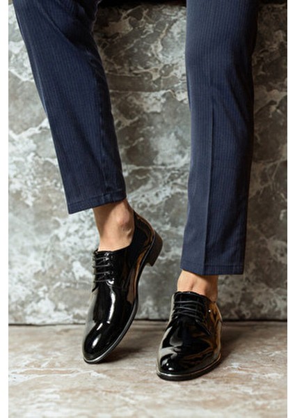 Siyah Rugan Erkek Ayakkabı Bağcıklı Tasarım