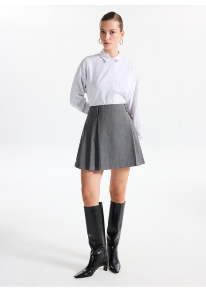 Loose Fit Gömlek Yaka Çizgili Beyaz - Siyah Kadın Gömlek F5WL-GML0388 modelleri