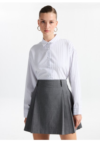 Loose Fit Gömlek Yaka Çizgili Beyaz - Siyah Kadın Gömlek F5WL-GML0388 fırsatları