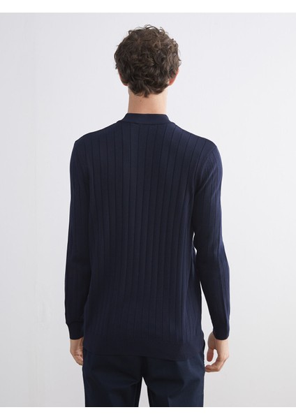 Yeni Sezon Yarım Balıkçı Yaka Erkek Triko Kazak fırsatları