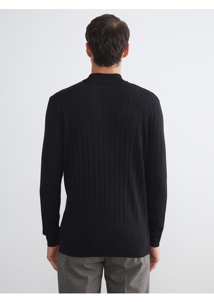 Yeni Sezon Yarım Balıkçı Yaka Erkek Triko Kazak fırsatları