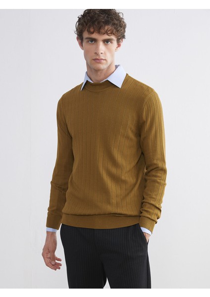 Yeni Sezon Yarım Balıkçı Yaka Erkek Triko Kazak