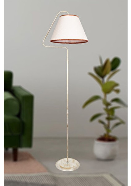 Aydınlatma Lambader Üçgen Krem Sarı Patine Krem fırsatları