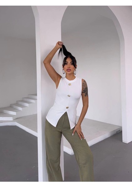 Kadın Beyaz Bisiklet Yaka Gold Düğmeli Ottoman Bluz S2310 modelleri