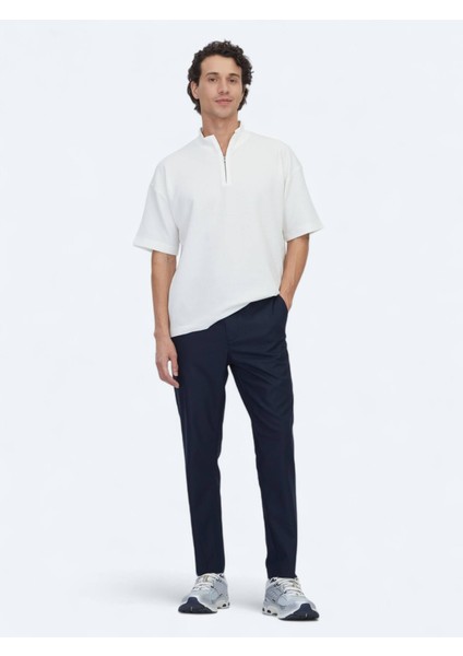 Ekru Desenli Dik Yaka T-Shirt fiyatları