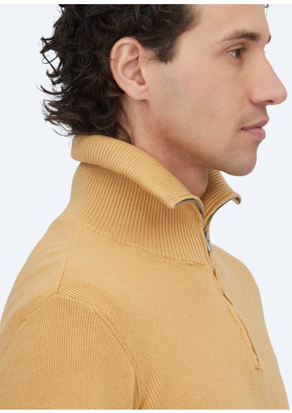 Safran Polo Yaka Jakarlı Triko Kazak indirimleri