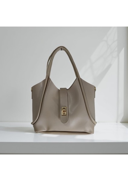 Kadın Yavru Çanta Fular Detaylı Omuz ve Kol Çantası fırsatları