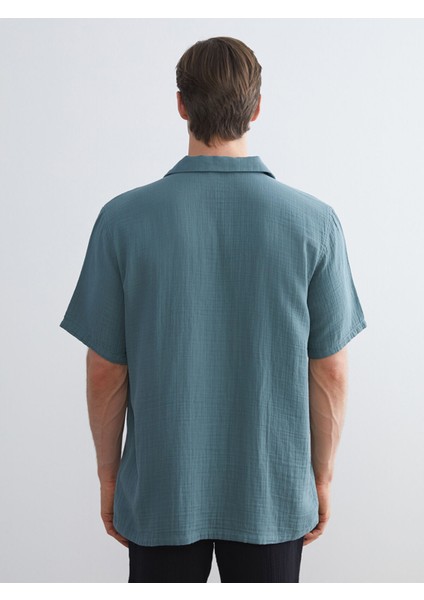 Yeni Sezon Standart Fit Kısa Kollu Erkek Gömlek fırsatları
