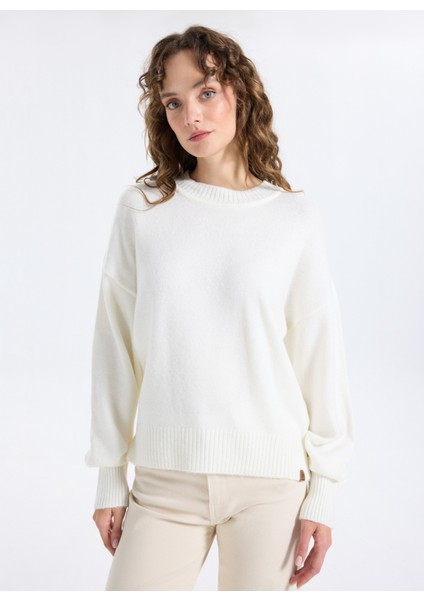 Bisiklet Yaka Loose Fit Düz Örgü Desenli Ekru Kazak Kadın J5WL-KZK7153 modelleri