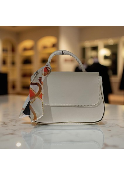 Kadın Fular Detaylı Askılıı Omuz ve Kol Çantası modelleri