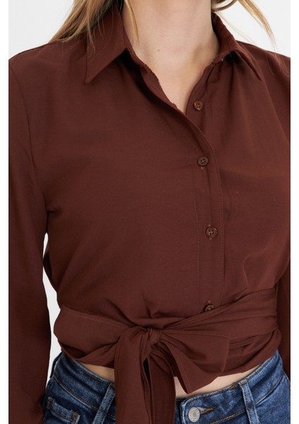 Kadın Kahverengi Geniş Manşetli Kol Detaylı Önü Bağlamalı Poplin Gömlek fırsatları