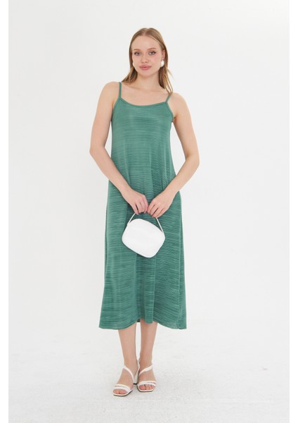 Yeşil Kadın Askılı Piliseli Elbise