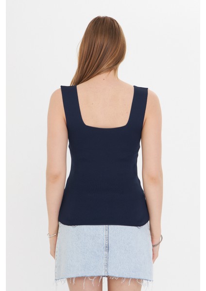 Kadın Kolsuz Kalın Askılı Ince Yazlık Kare Yaka Triko Atlet fırsatları