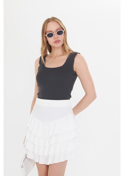 Kadın Kolsuz Kalın Askılı Ince Yazlık Kare Yaka Triko Atlet fiyatları