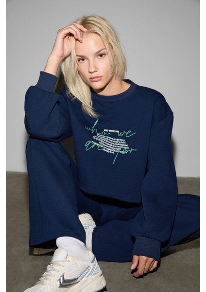 QERKS Kadın Baskı Detaylı Oversize Lacivert Sweatshirt fiyatları
