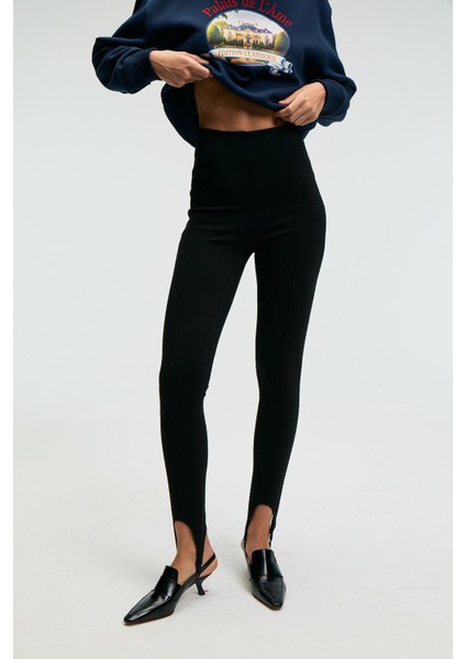 RYSANNE Kadın Esnek Kumaşlı Slim Fit Paçası Lastik Detaylı Siyah Pantolon indirimleri