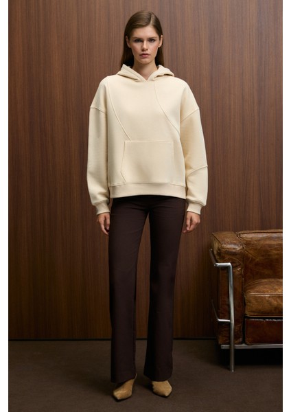 ELYRA Kadın Oversize Dikiş Detaylı Kapüşonlu Vizon Sweatshirt modelleri