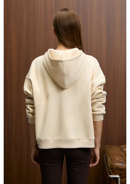 ELYRA Kadın Oversize Dikiş Detaylı Kapüşonlu Vizon Sweatshirt indirimleri