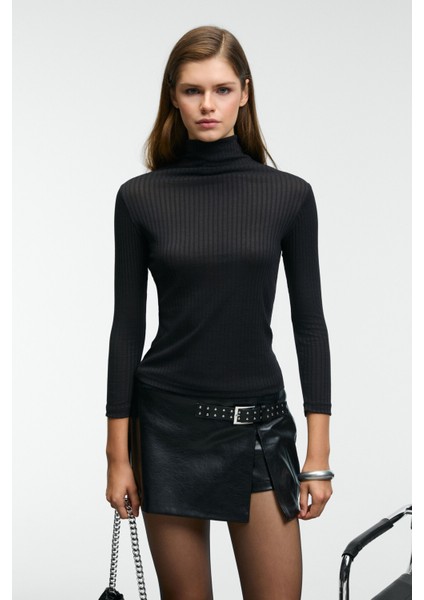 NELOURA Kadın Balıkçı Yaka Esnek Kumaşlı Siyah Bluz fiyatları