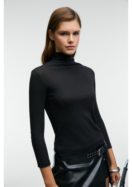 NELOURA Kadın Balıkçı Yaka Esnek Kumaşlı Siyah Bluz fırsatları