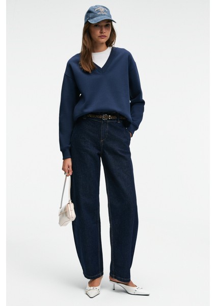 ARINEL Kadın V Yaka Regular Fit Lacivert Sweatshirt fırsatları