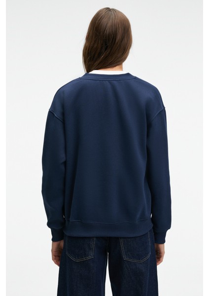 ARINEL Kadın V Yaka Regular Fit Lacivert Sweatshirt