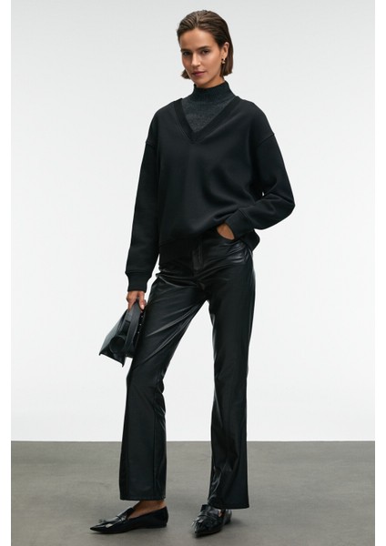 ARINEL Kadın V Yaka Regular Fit Siyah Sweatshirt modelleri