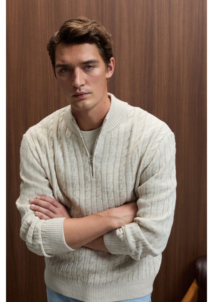 IVAR Erkek Yarım Fermuarlı Dik Yakalı Saç Örgü Desenli Triko Taş Rengi Kazak fırsatları