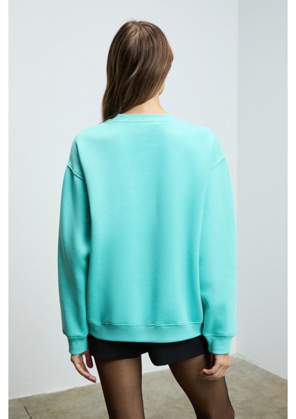 KARIUS Kadın Organik Pamuklu İçi Polarlı Oversize Yuvarlak Yakalı Mavi Sweatshirt