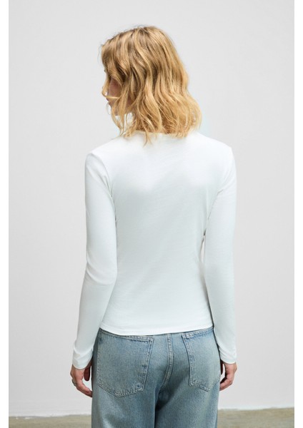 ZARABI Kadın Yumuşak Kumaşlı Halter Yakalı Uzun Kollu Beyaz T-Shirt indirimleri
