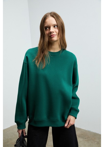 KARIUS Kadın Organik Pamuklu İçi Polarlı Oversize Yuvarlak Yakalı Koyu Yeşil Sweatshirt fiyatları