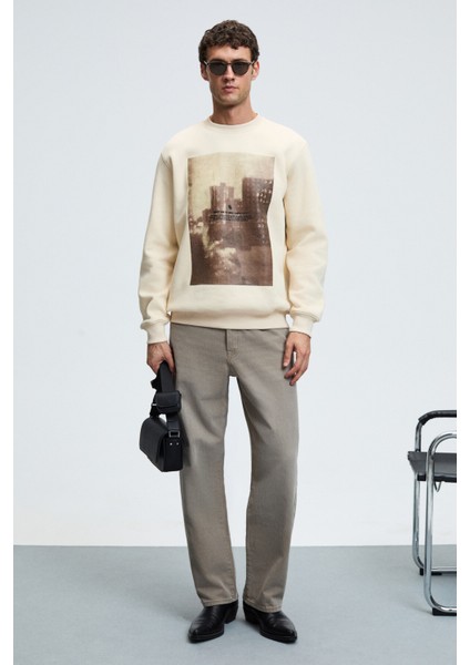 ALARIC Erkek Yuvarlak Yaka Önü Baskılı Regular Fit Ekru Sweatshirt fırsatları