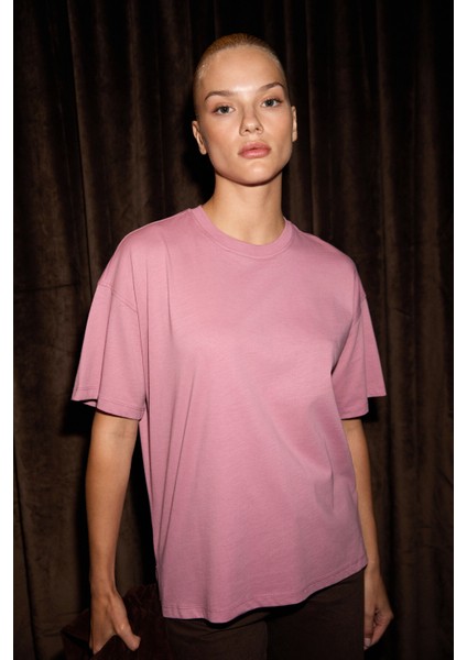 Jemmy Kadın %100 Organik Pamuk Relaxed Fit Yırtmaçlı Yuvarlak Yakalı Gül Kurusu T-Shirt modelleri