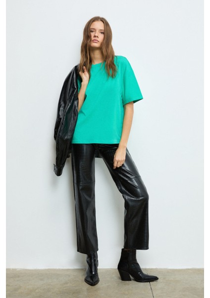 LAGERTHA Kadın %100 organik Pamuklu Kalın Dokulu Oversize Fit Yuvarlak Yakalı Yeşil T-Shirt fırsatları