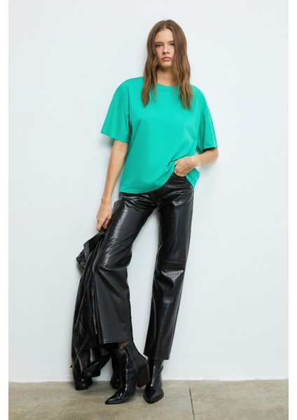 LAGERTHA Kadın %100 organik Pamuklu Kalın Dokulu Oversize Fit Yuvarlak Yakalı Yeşil T-Shirt indirimleri