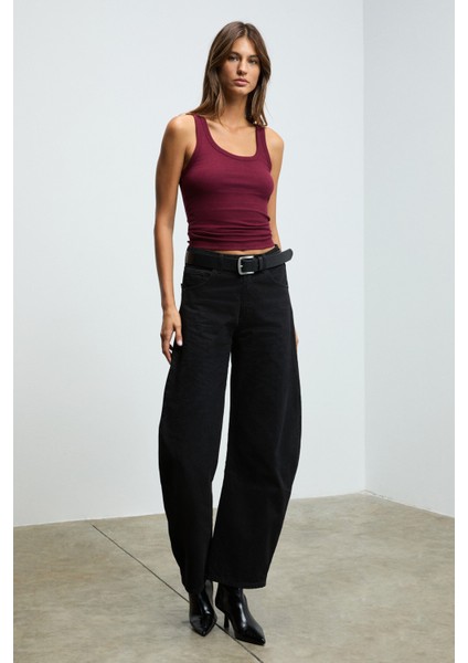 Lıllesol Kadın Fitilli Görünümlü Slim Fit Vücuda Oturan Havuz Yakalı Pamuklu Basic Bordo Atlet indirimleri