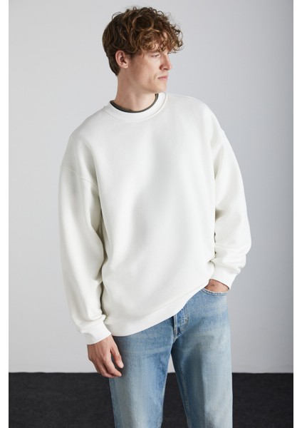Stephan Erkek Yumuşacık Kumaşlı organik Pamuklu Oversize Fit Yuvarlak Yakalı Ekru Sweatshirt fırsatları