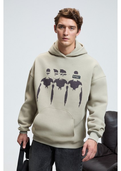 ARMAND Erkek Kapüşonlu Kanguru Cepli Önü Baskılı Oversize Taş Rengi Sweatshirt