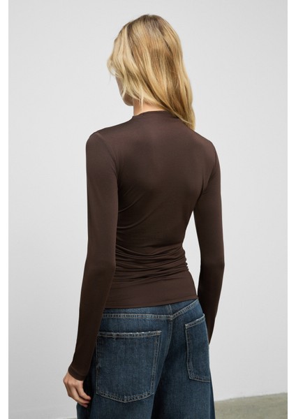 SOLEMA Kadın Bisiklet Yakalı Büzgü Detaylı Slim Koyu Kahverengi Bluz