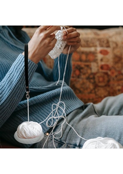 2pcs Deri Bilek Kayışlı Akrilik Bilek Iplik Tutucu Taşınabilir Iplik Top Tutucusu Örgü Malzemeleri Için Organizatör B (Yurt Dışından) fırsatları