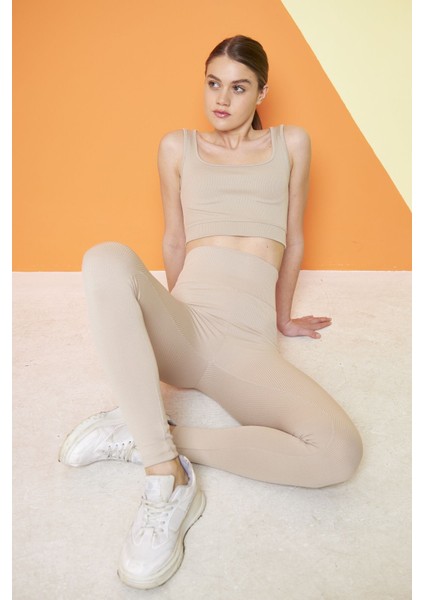 Bej Yüksek Bel Fitilli Toparlayıcı Interlok Örme Spor Dar Paça Kadın Tayt indirimleri