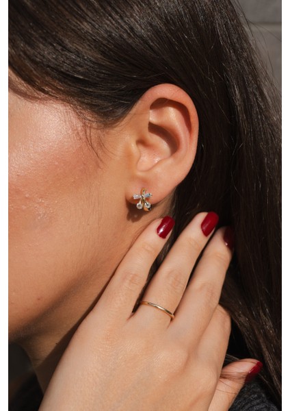 Zirkon Taşlı Minimal Çelik Küpe fiyatları