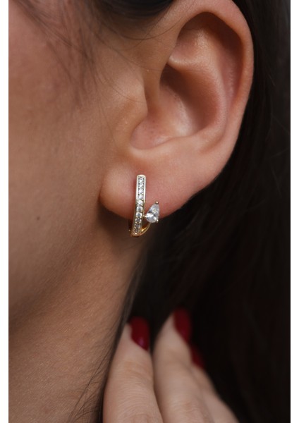 Zirkon Taşlı Minimal Çelik Küpe modelleri