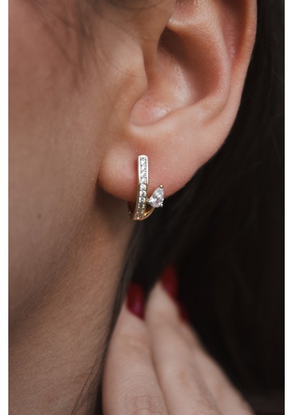 Zirkon Taşlı Minimal Çelik Küpe fırsatları