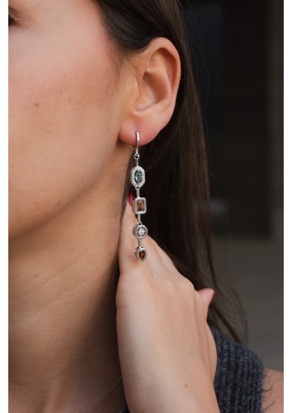 Çelik Uzun Sallantılı Zirkon Taşlı Küpe modelleri