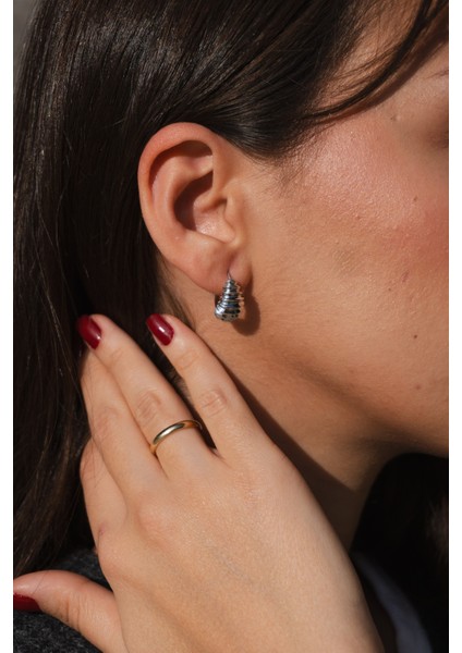 Minimal Bombeli Çelik Küpe