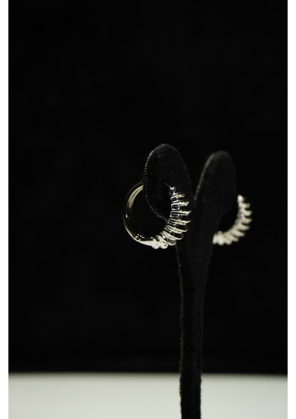 Minimal Bombeli Çelik Küpe