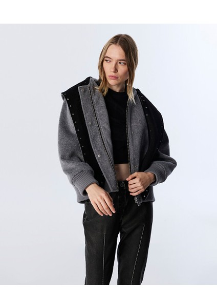 TROK BASKILI COLORBLOCK KABAN TW6250008053036 modelleri