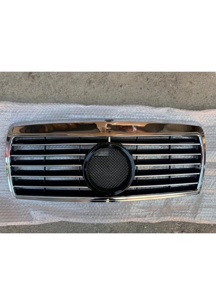 Mercedes W201 Panjur Ön Krom Komple 1982-1991